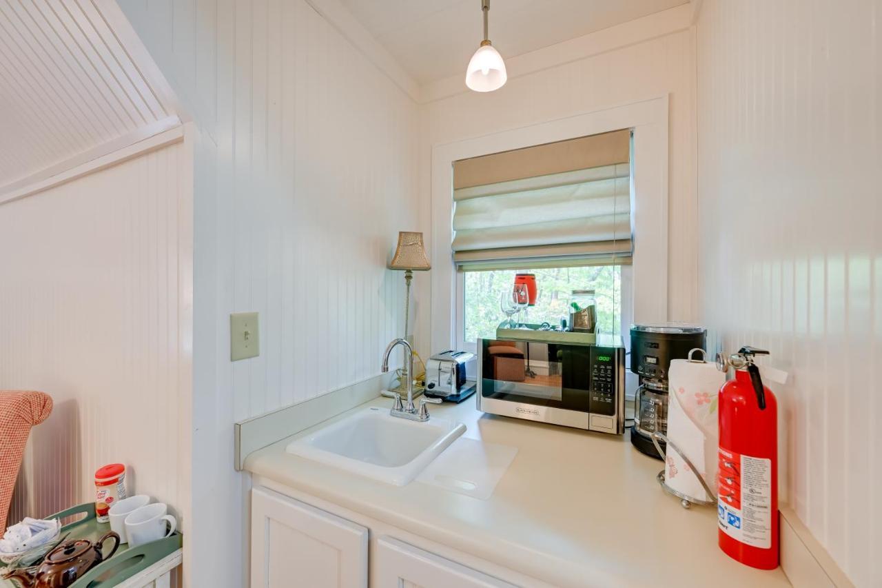 Smallwood Cute Highlands Home With Screened Porch! Eksteriør bilde